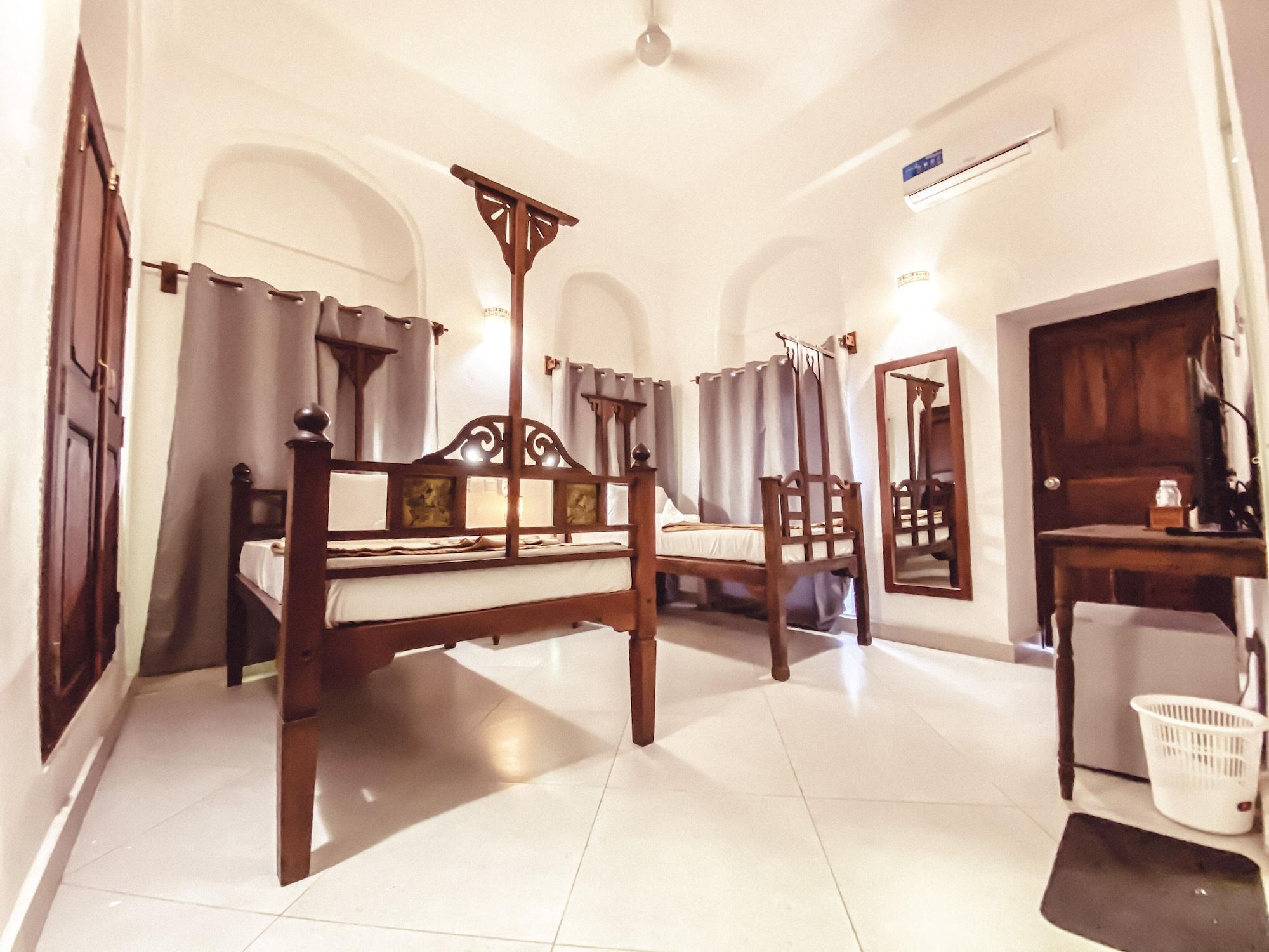 Smiles Stone Town Hotel Zanzibar Exterior foto